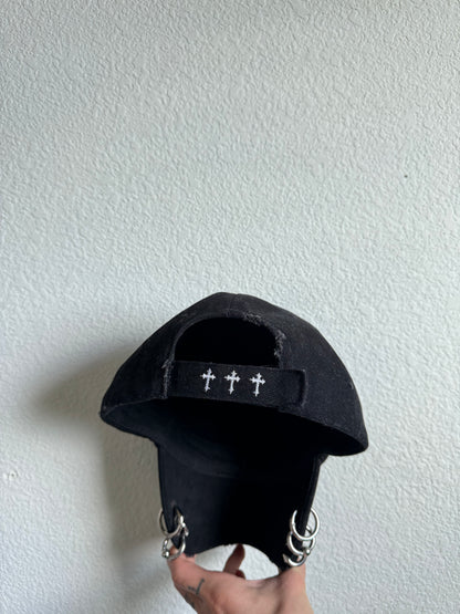 CROSSES PIERCED HAT
